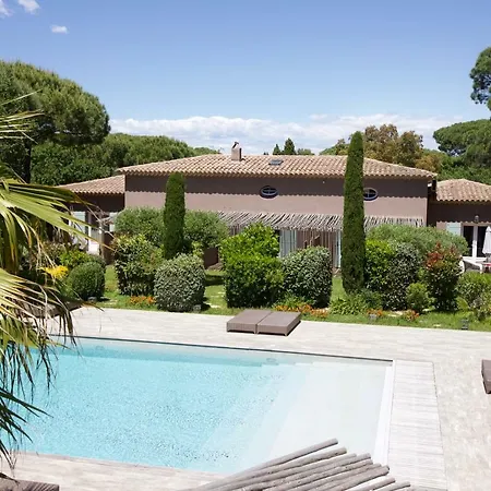 Hotell La D'andrea 3*