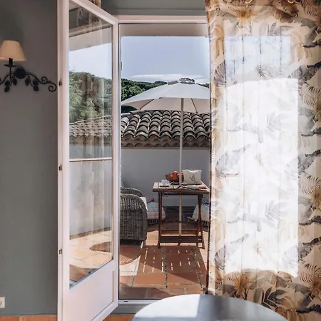 La D'andrea Hotel 3*